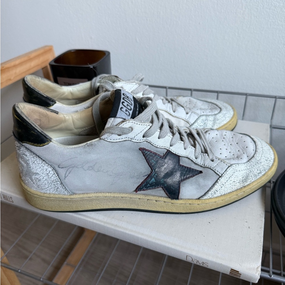 *SOLD* Golden Goose Distressed White Sneakers with Black Star - Picture 1 of 8